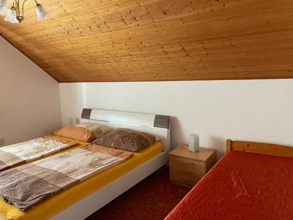 Jasmin Apartman Balatongyörök Esterno foto