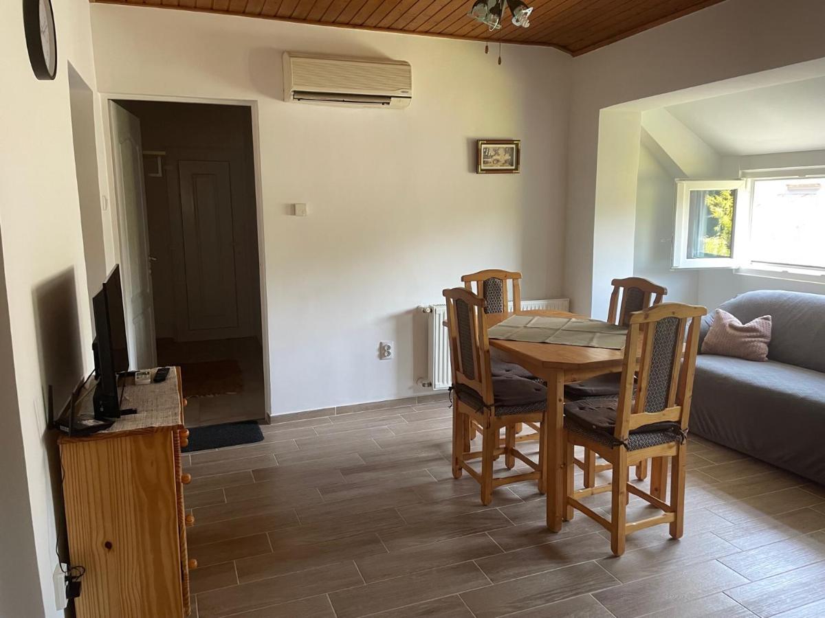 Jasmin Apartman Balatongyörök Esterno foto